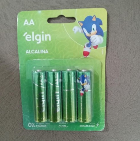 Pilha Alcalina AA Elgin com 4 unidades Comum