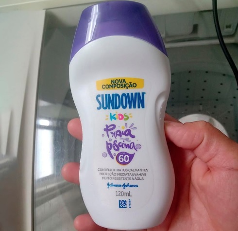 Sundown Protetor Solar Infantil Corpo e Rosto Praia e Piscina Kids FPS 60, 120ml