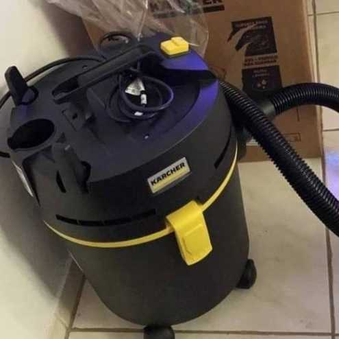 Aspirador de Pó e Líquidos 1300W Kärcher NT 585 Basic 127v
