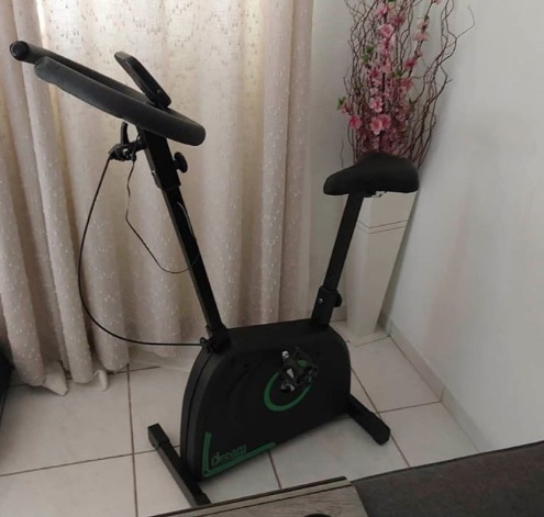 Dream Fitness Bicicleta Ergometrica Vertical Concept 550, Preto