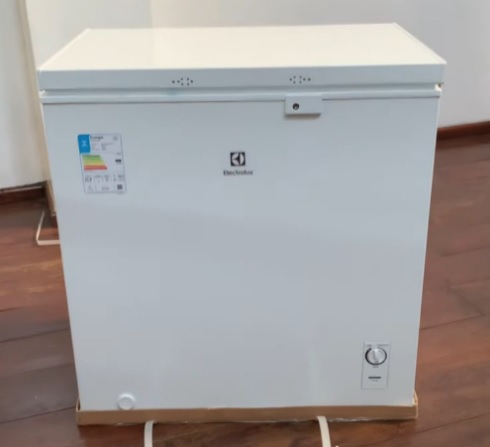 Freezer Horizontal Electrolux Cycle Defrost 199L com função Turbo Freezer Uma Porta (HE200)