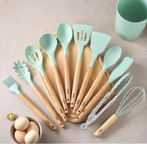 Kit 12 Utensílios De Cozinha Em Silicone E Cabo De Madeira LUMAI