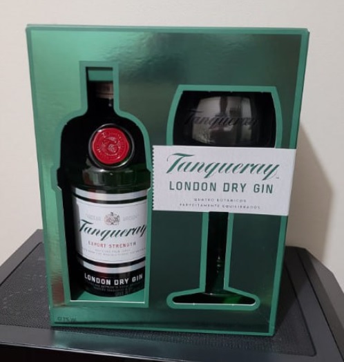 Kit Gin Tanqueray London Dry 750ml Com 1 Taça Tanqueray