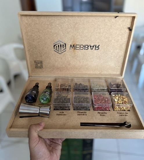 Kit Gin Tônica 8 Especiarias + Colher + Dosador + Xarope