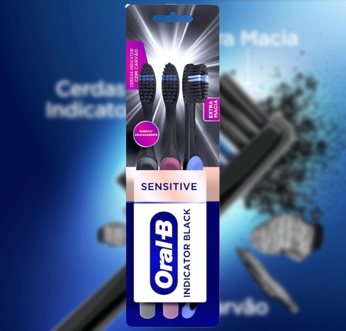 Oral-B, Escova de Dente Indicador Black Charcoal 3 Unidades