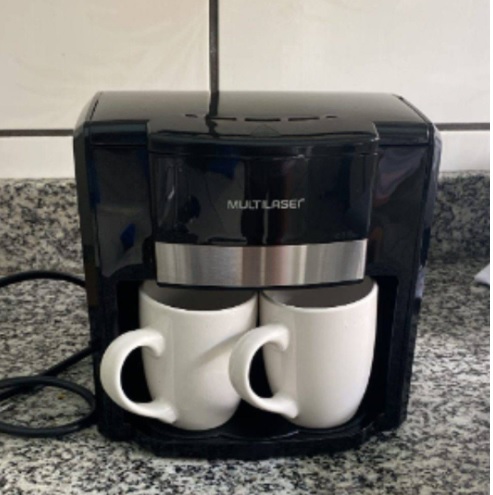 Cafeteira Elétrica 2 Xícaras – Filtro Permanente e Colher Dosadora 220V-450W – Preta Multilaser – BE010