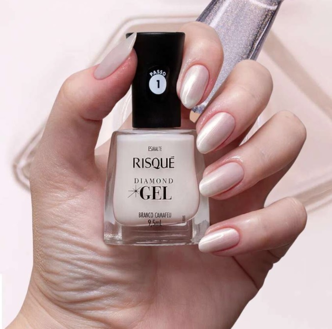 Esmalte Risqué Diamond Gel Branco Camafeu Cremoso 9,5 Ml