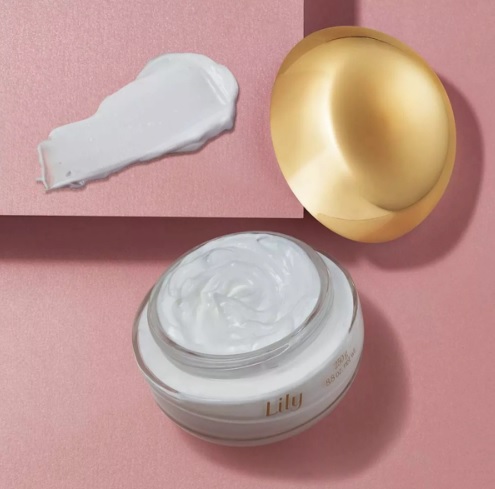 O Boticário Creme Acetinado Hidratante Corporal Lily 250g