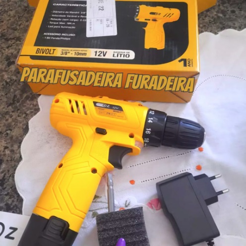 Parafusadeira Furadeira Bateria 12v Bivolt + Acessorios