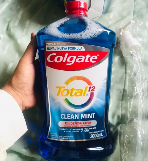 Colgate Enxaguante Bucal Total 12 Clean Mint 2000Ml