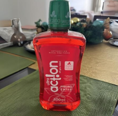 Enxaguante Bucal Menta Swiss, sem Triclosan, sem Parabeno, Previne Contra a Cárie, Hálito Saudavél, Produto Vegano, Ultra Action, 500 Ml