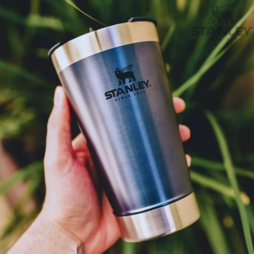 Copo térmico de cerveja com tampa Stanley|473ml