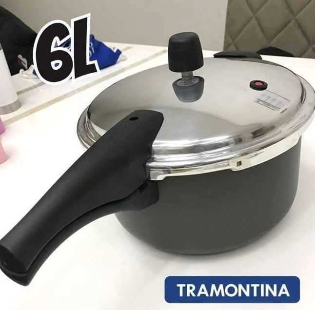 Panela De Pressão Tramontina Vancouver Effect Em Alumínio Com Revestimento Interno E Externo Em Antiaderente Starflon Max Preto 24 Cm 6 L