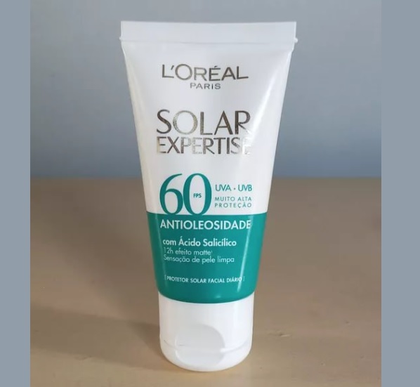 Protetor Solar Facial L’Oréal Paris Antioleosidade FPS60 40G