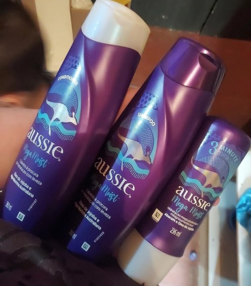 Kit Aussie Mega Moist Super Hidratação Shampoo 360ml e Condicionador 360ml e 3 Minutos Milagrosos 236ml