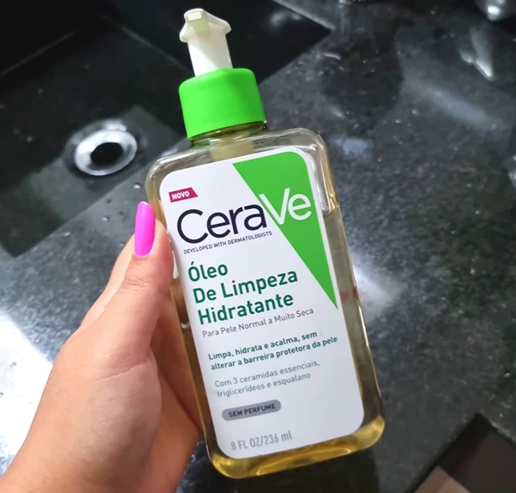 CeraVe, Óleo de Limpeza Hidratante, com triglicerídeo e esqualeno 236ml