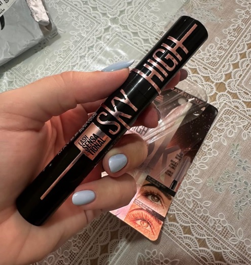 Maybelline NY Máscara de Cílios Lash Sensational Sky High Cosmic Black Lavável 7,2ml