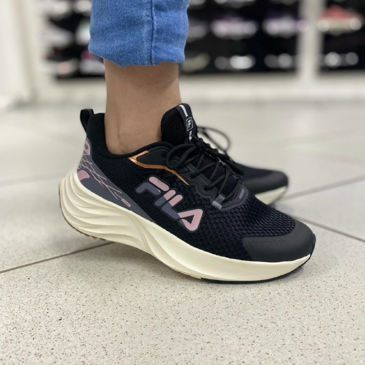 Tênis Fila Racer Comet Preto