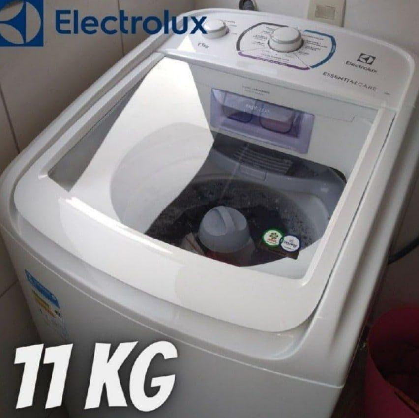 Lavadora de Roupas Electrolux Essencial Care LES11 Top Load 11kg 10 Programas de Lavagem