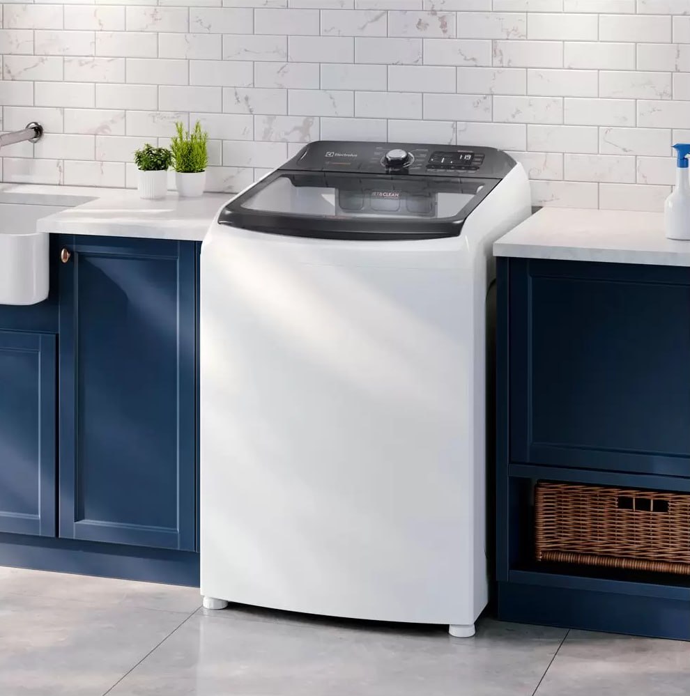 Lavadora de Roupas Electrolux 15kg Cesto Inox 11 Programas de Lavagem Branco Premium Care LEC15