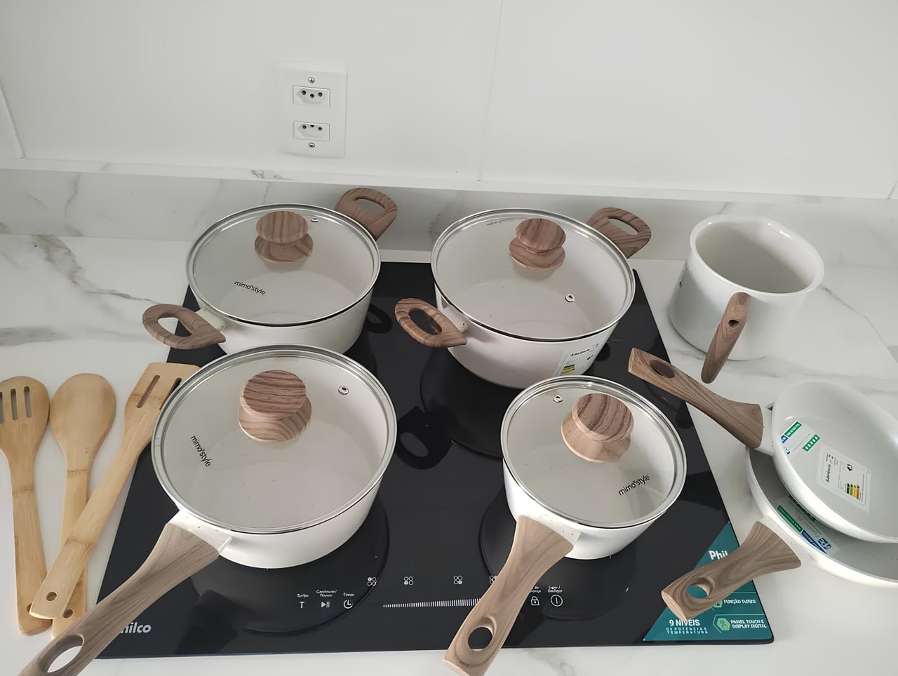 Jogo de panelas de cozinha Mimo Style Cook Fundo de Tripla Indução com 10 peças de alumínio marmol vanila