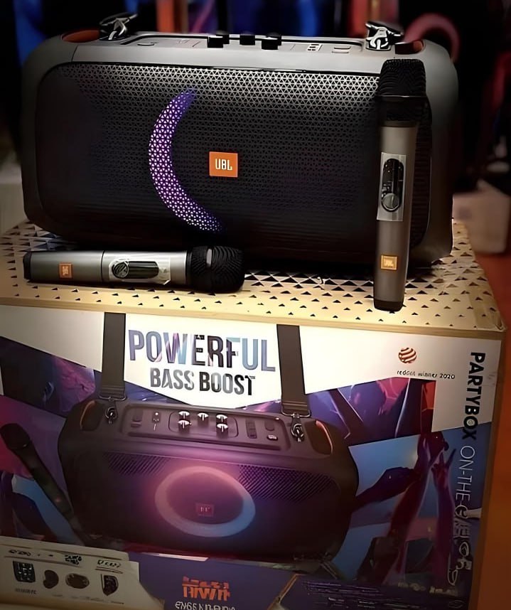 Caixa De Som Bluetooth Jbl Partybox On-the-go Essential