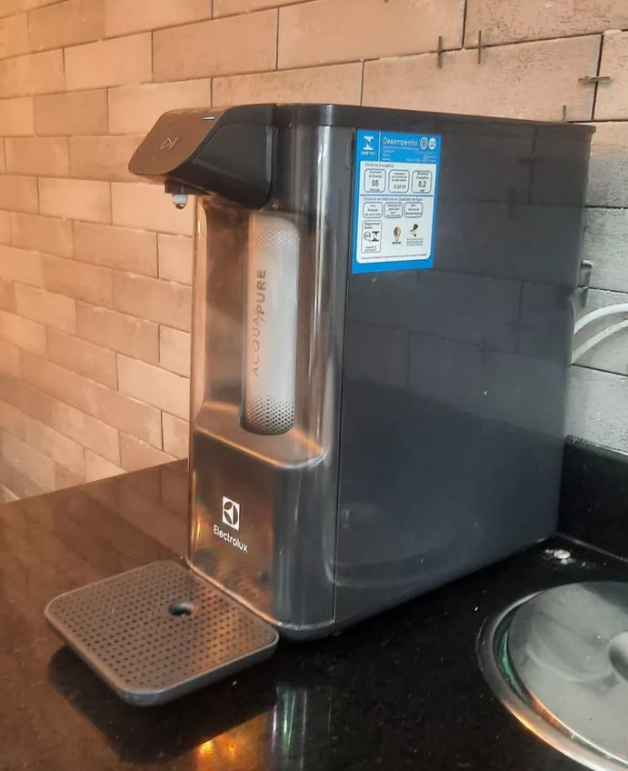 Purificador De Água Electrolux – Gelada, Fria E Natural PE12G