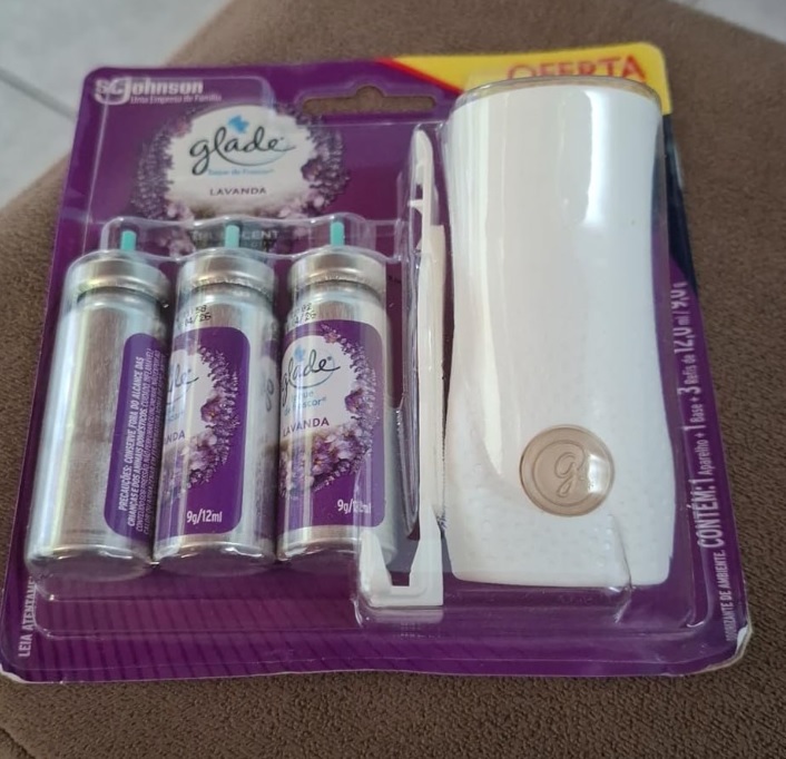 Glade, Aromatizador de Ambiente Toque de Frescor, Aparelho + 3 refis Lavanda com 12ml cada