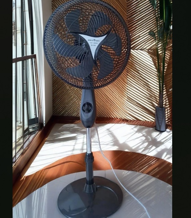 Ventilador de Coluna Britânia BVT350 Maxx Force 75W 220v