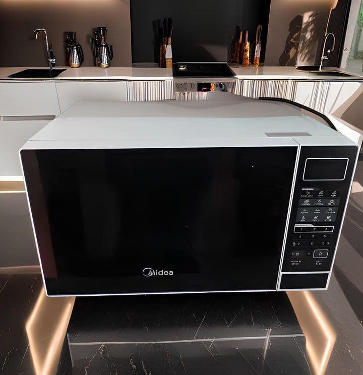 Micro-ondas MRAS21 20l Branco Porta Preta Minuto Fácil Midea 110V