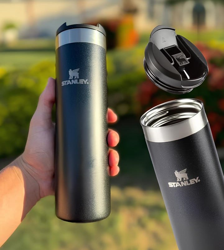 Garrafa Térmica Aerolight Stanley Black Glimmer | 591ml