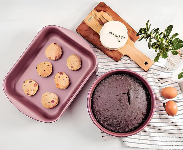 Jogo de Assadeiras Tramontina Brasil em Alumínio com Revestimento Interno e Externo em Antiaderente Starflon Max Rosa 02 Peças