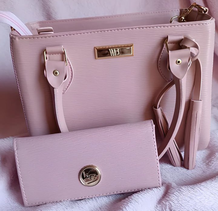 Kit Bolsa Feminina + Carteira Linda Em Willibags Cor Preto Desenho Do Tecido Liso