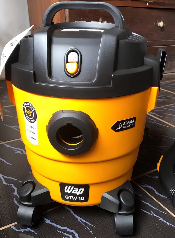 WAP Aspirador de Pó e Água GTW 10, Compacto, 10 Litros, com Mangueira de 1,5 Metros, Filtro Lavável, 140mbar 1400W