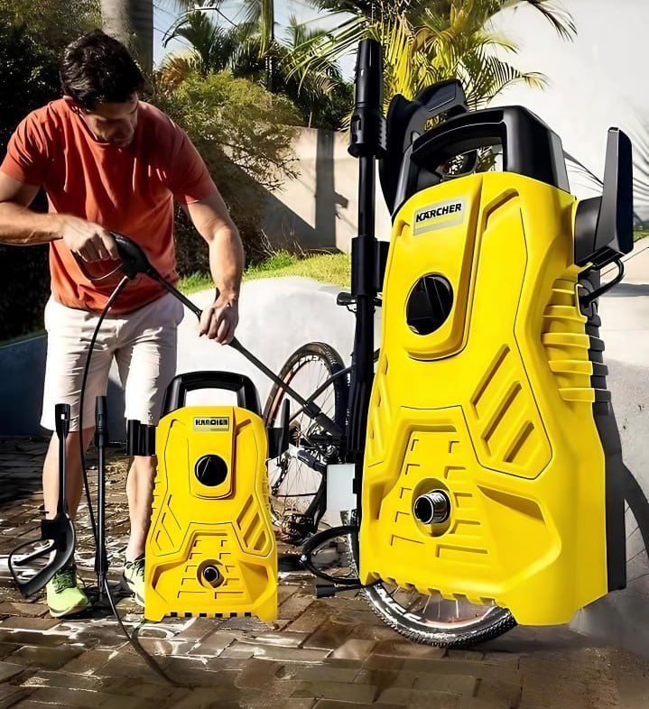 Lavadora de Alta pressão Kärcher Compacta 1500 PSI/Libras 1200W 300L/h com Aplicador de Detergente e Lança Regulável 220V