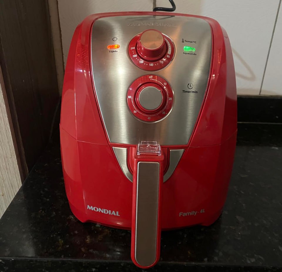 Fritadeira Sem Óleo Air Fryer 4L, Mondial, Vermelho/Inox, 1500W, 110V – AFN-40-RI