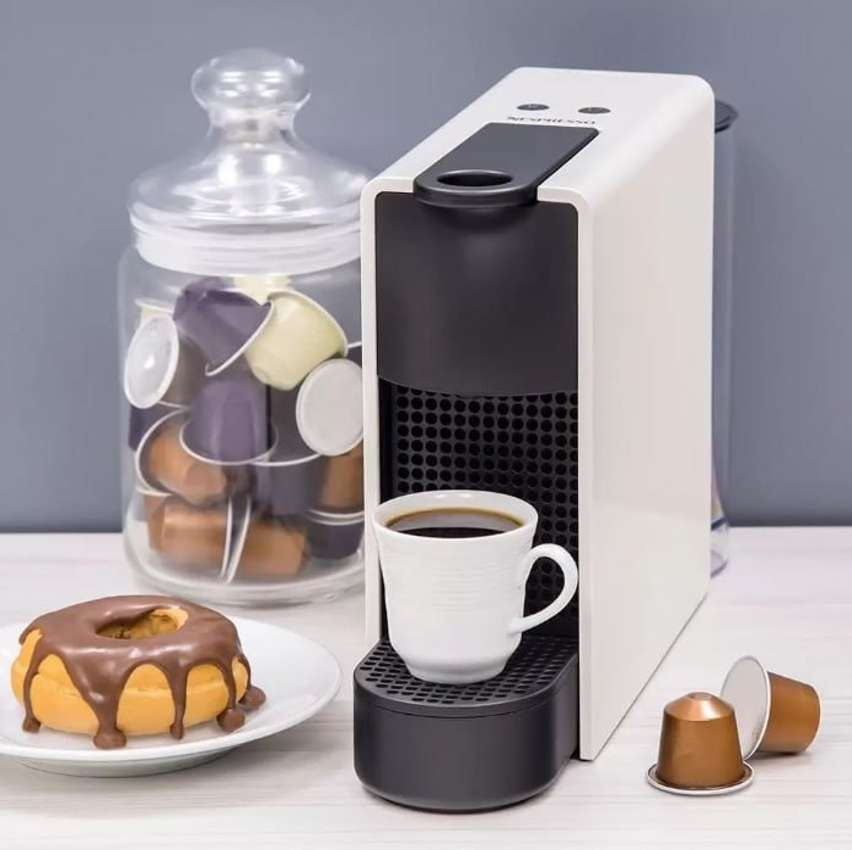 Cafeteira Nespresso Essenza Mini C30 automática branca para cápsulas monodose 127V