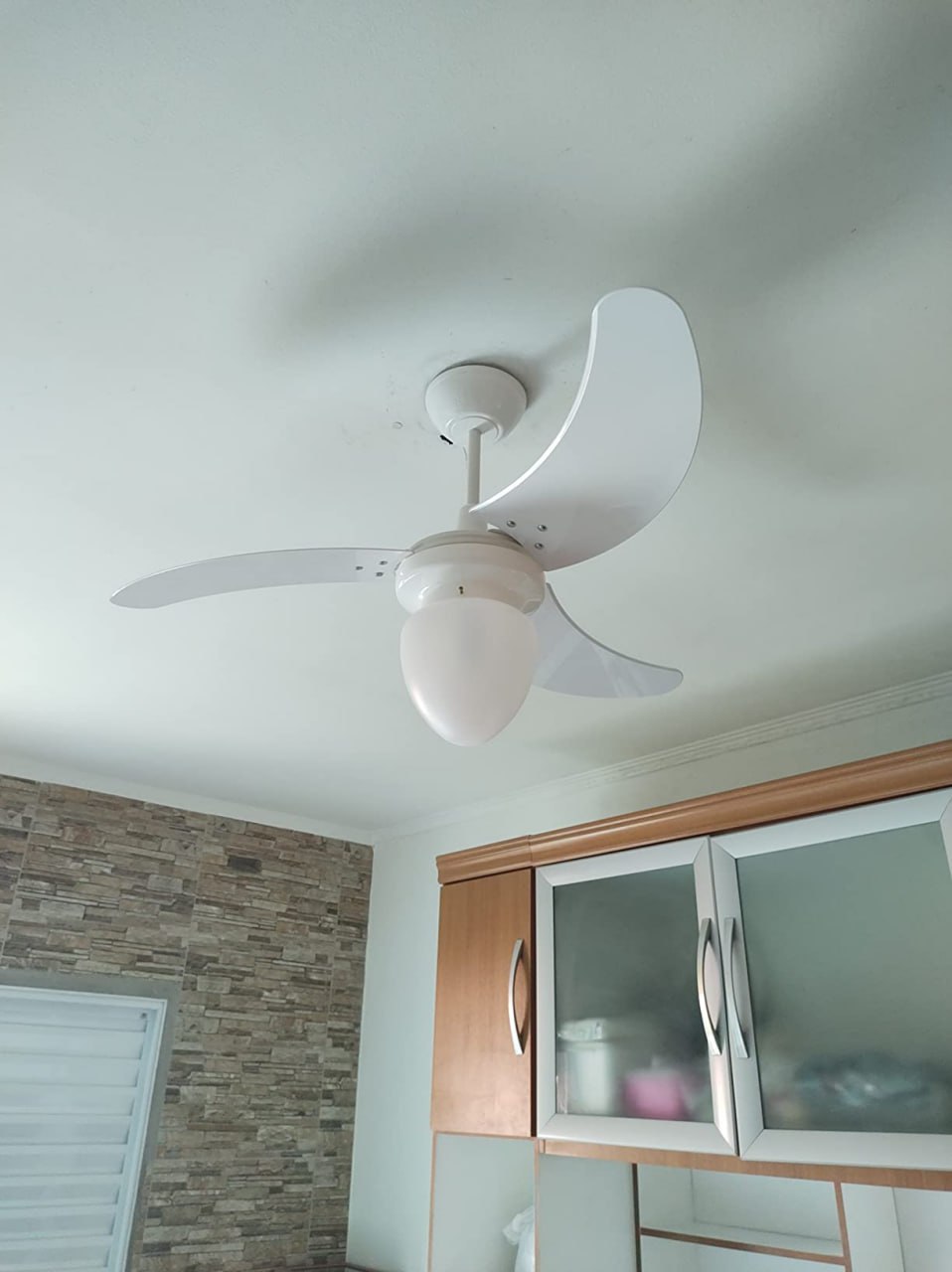 Ventilador Búzios Max com Lustre 110/127V 3P, Tron, Branco