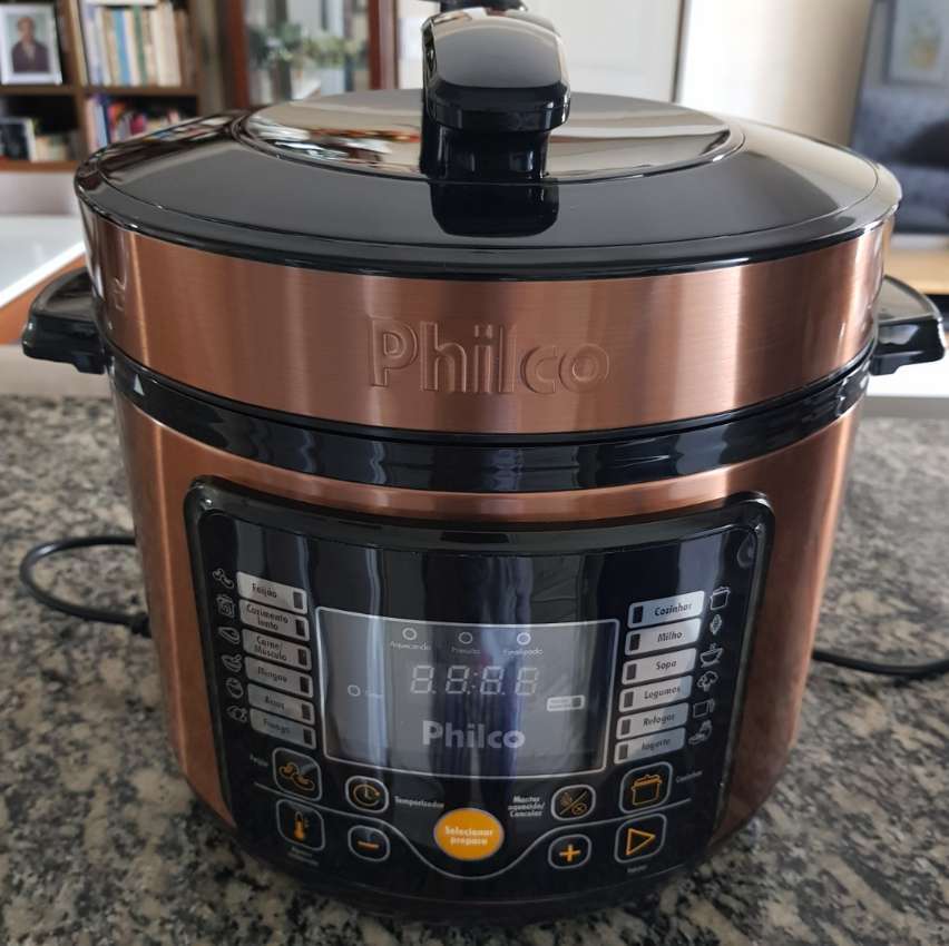 Panela de Pressão Philco Multifuncional Digital Gold PPP05G 5L – 110v